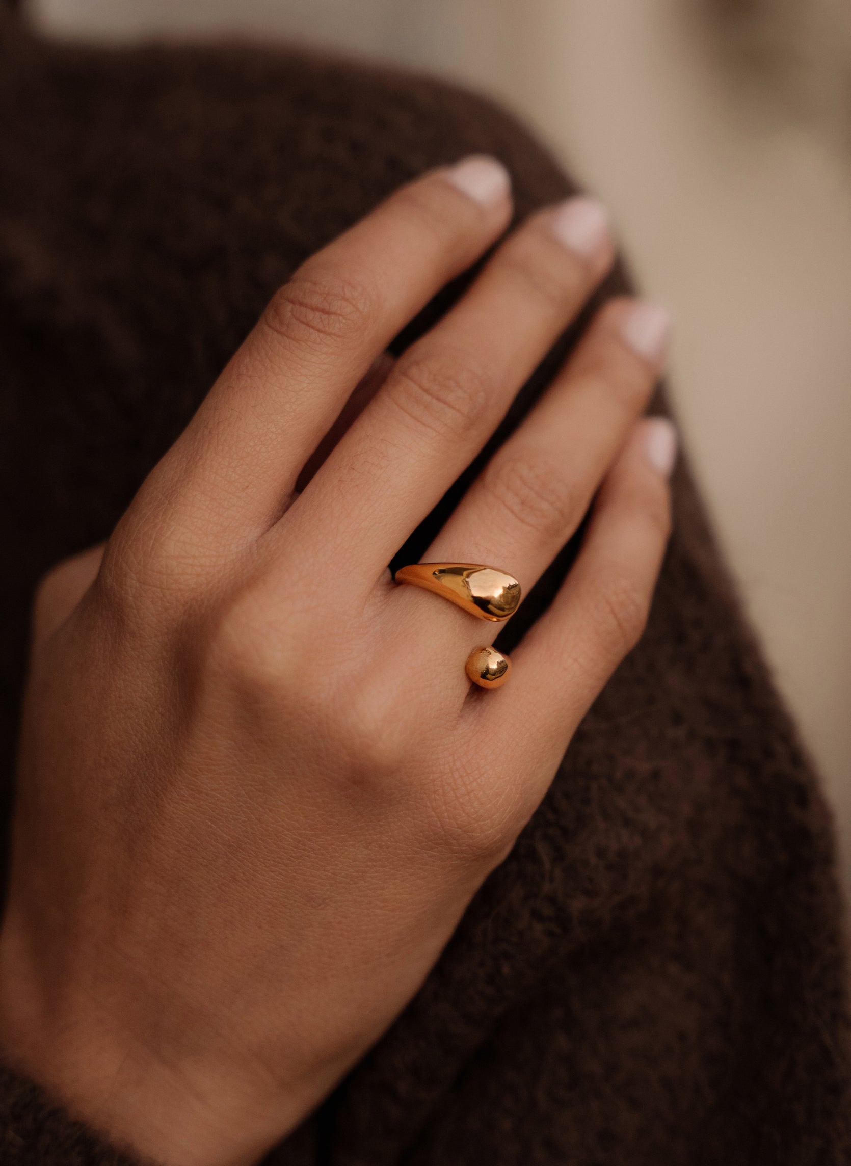 Large ring Irene