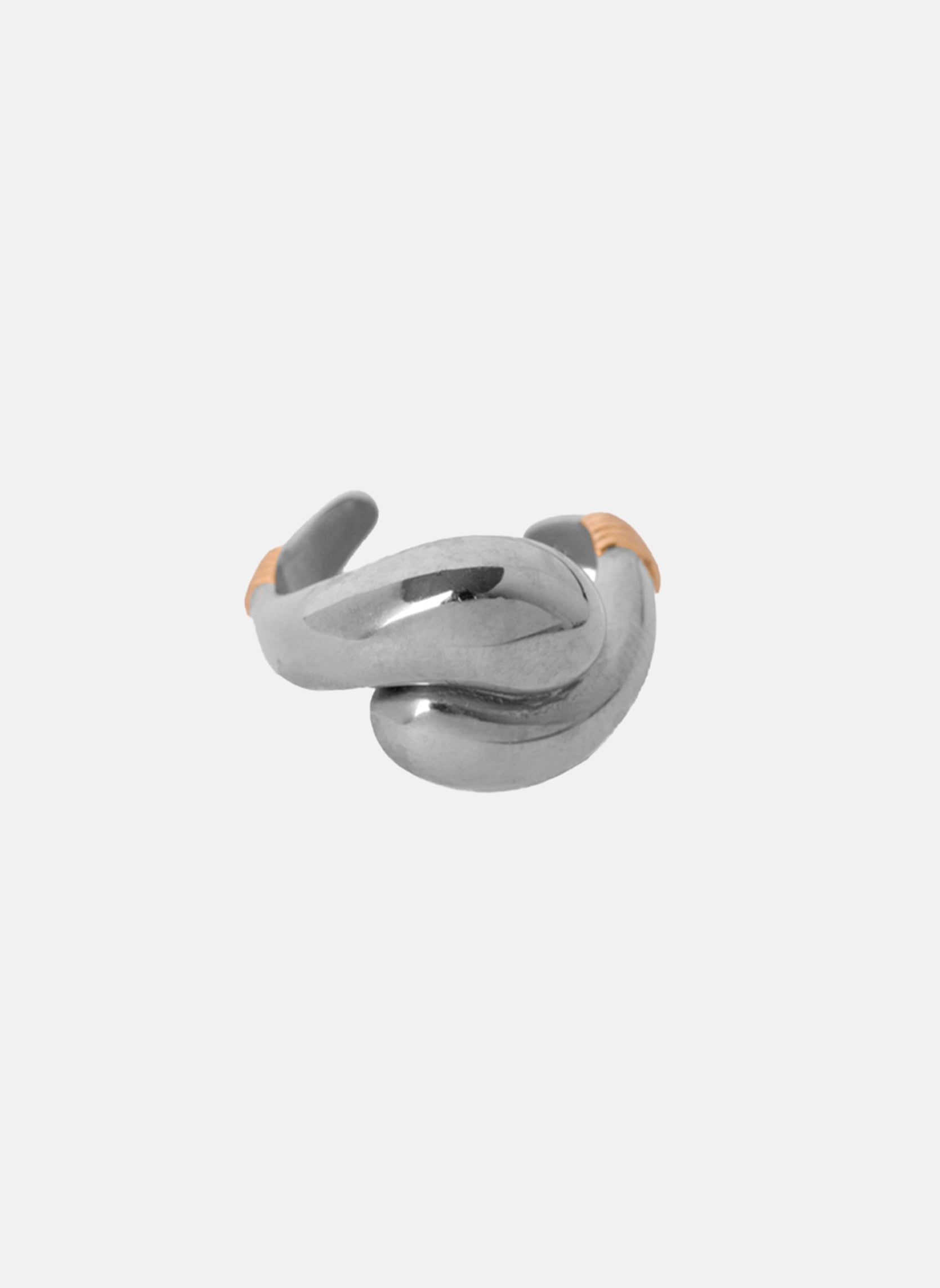 Large ring Hedera